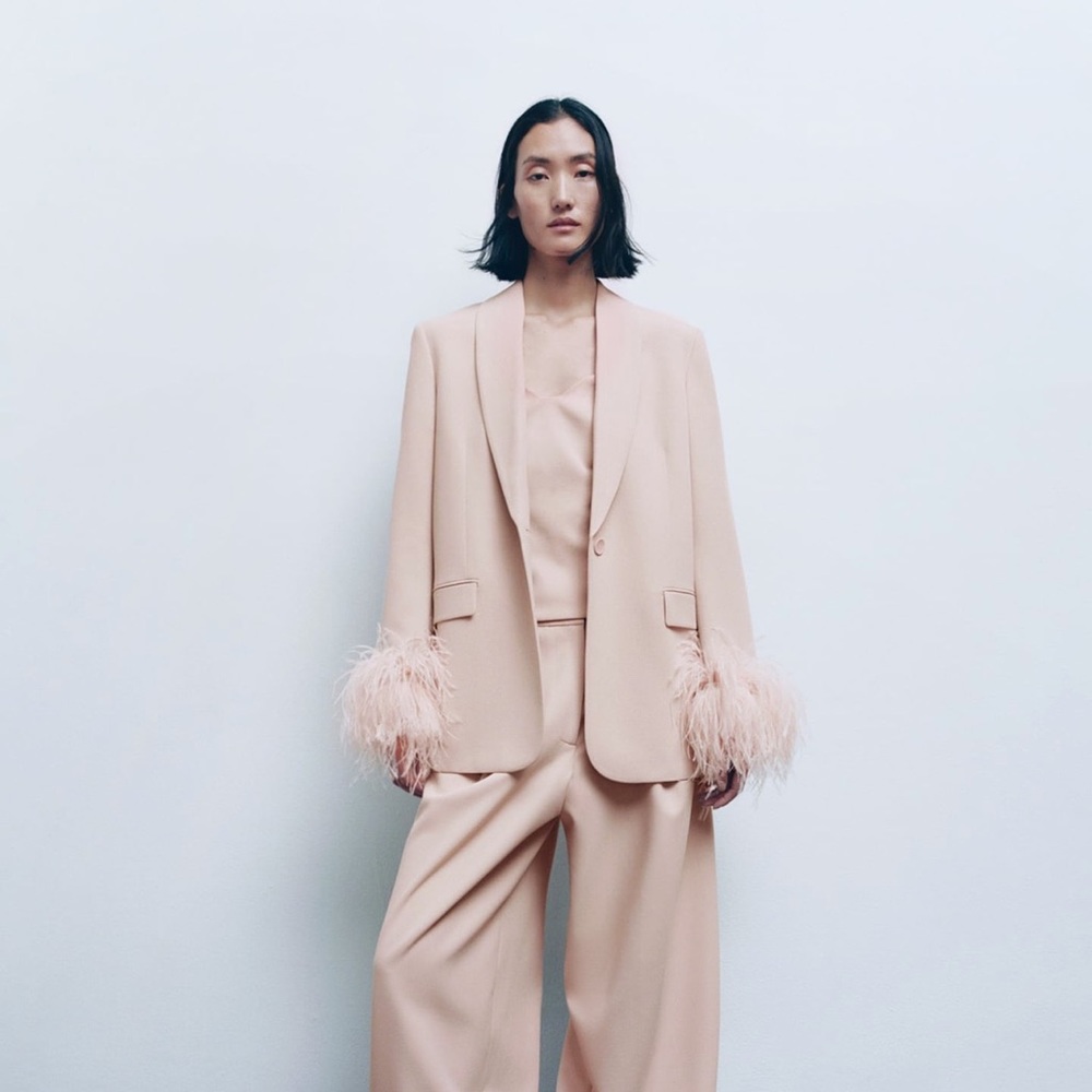 LIMITED EDITION STRAIGHT CUT FEATHER BLAZER